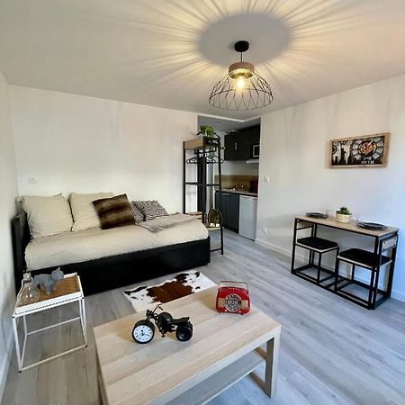 Faubourg Des Voyageurs N°4 Apartment Saran Bagian luar foto